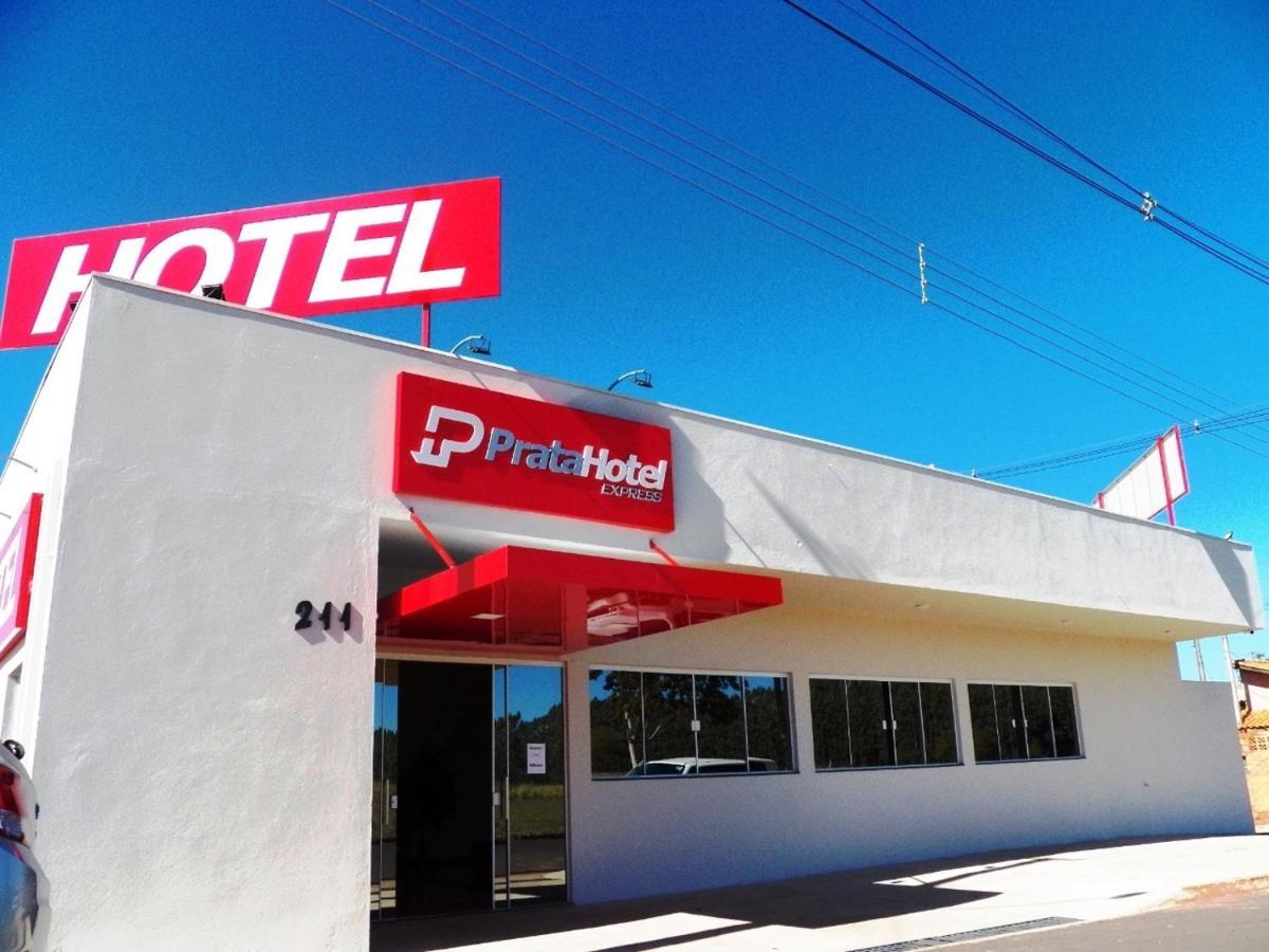 Hotel Prata Express Pratania Εξωτερικό φωτογραφία